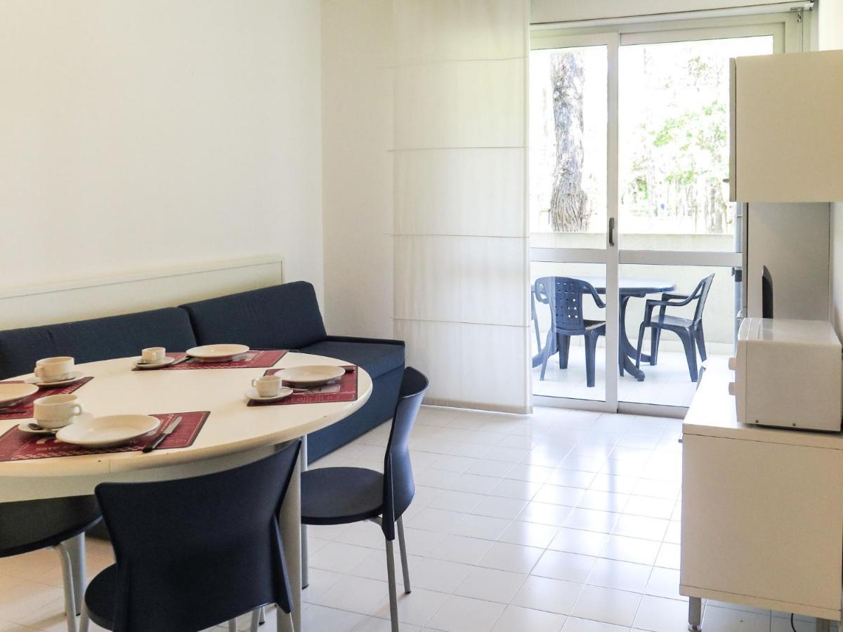 Apartment Parco Hemingway-1 By Interhome Lignano Sabbiadoro Eksteriør bilde