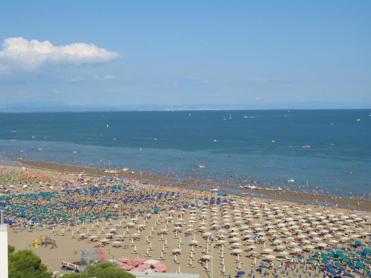 Apartment Parco Hemingway-1 By Interhome Lignano Sabbiadoro Eksteriør bilde
